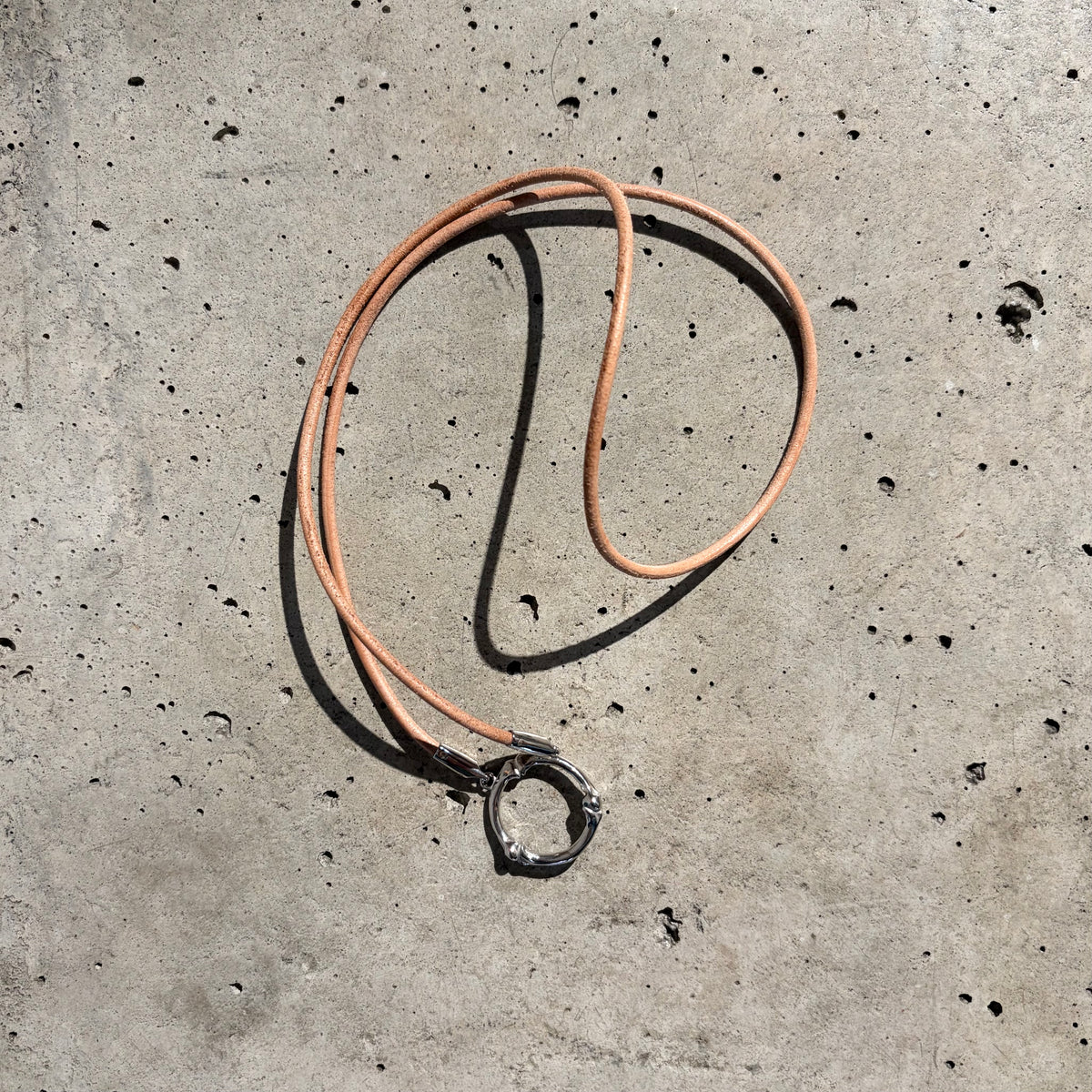 END CUSTOM JEWELLERS】BONE SHAPED EYEGLASSES HOLDER NECKLACE 