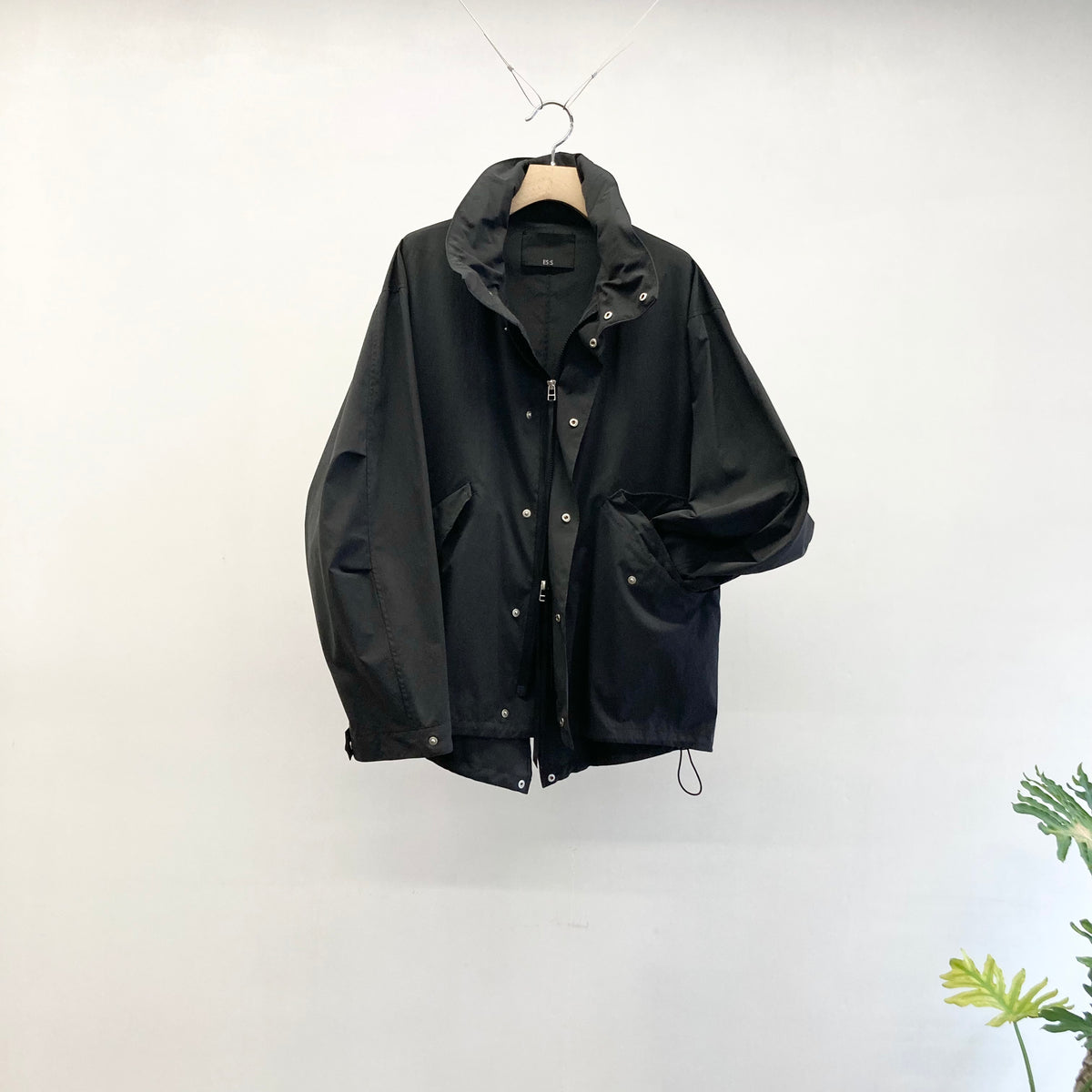 ES : S】SHORT FIELD PARKA / Charcoal – TOKIS