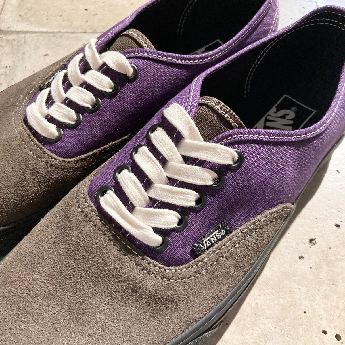 wacci ピック VANS】Authentic / Black Sidewall × Gothic Grape – TOKIS