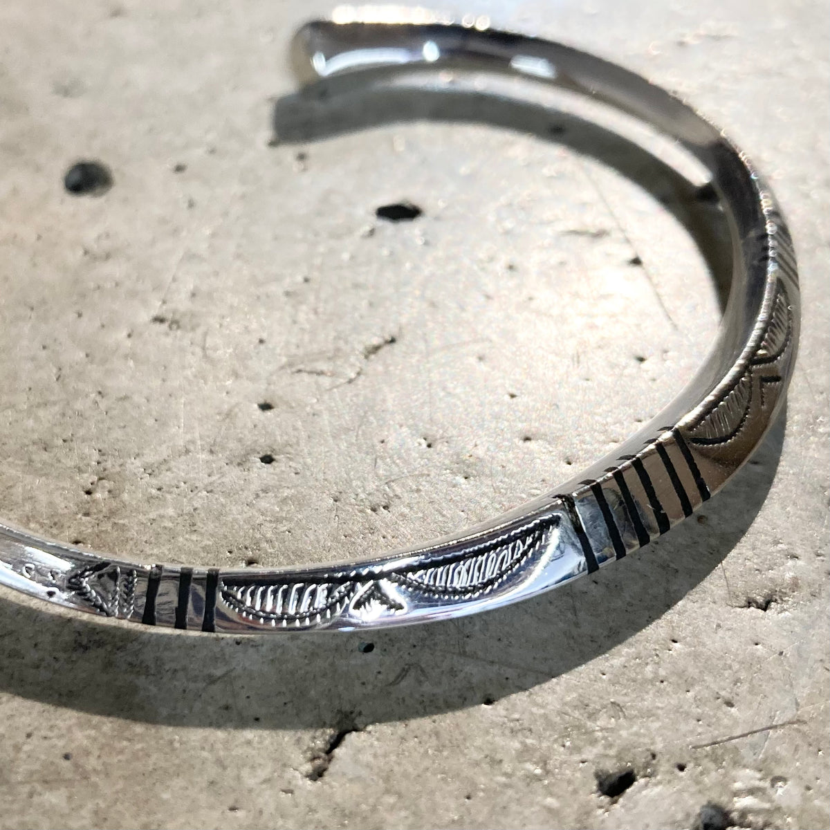 TOUAREG SILVER】SILVER BANGLE 24 – TOKIS