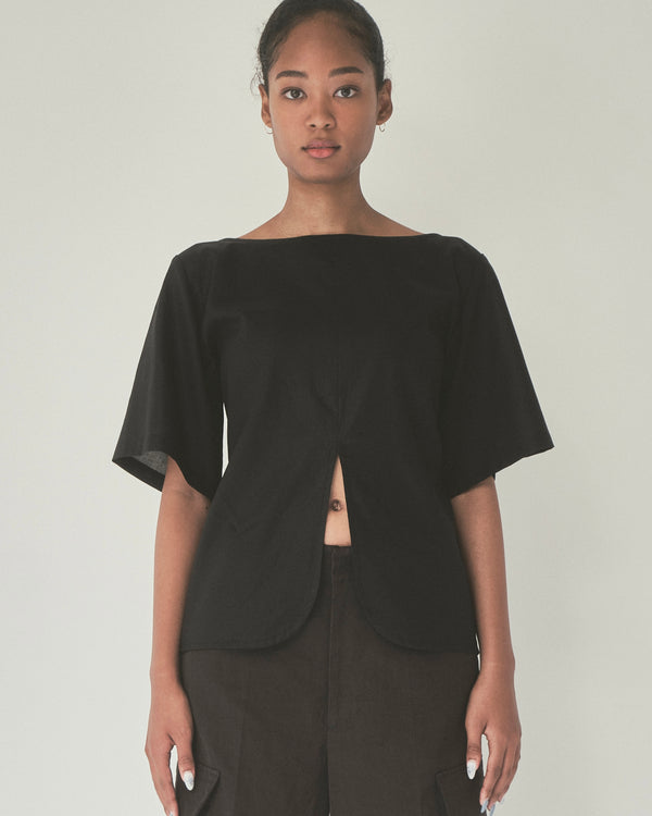 【 RIVER 】HALF-SLEEVE SLIT SHIRT / Black