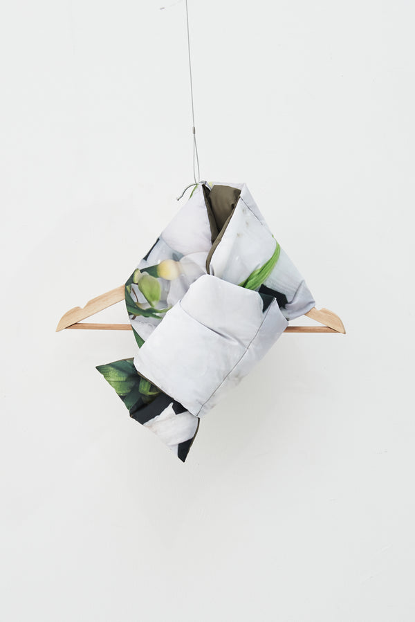 【 BIFURCATUM 】DOWN MUFFLER - PRINTED - / White