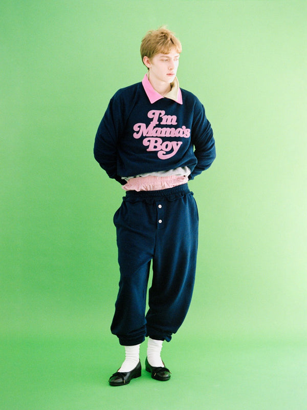 【 HOMMENA 】MAMA'S BOY LOGO SWEAT / Navy