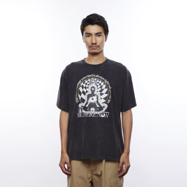 【Liberaiders】BE HERE NOW TEE / BLACK