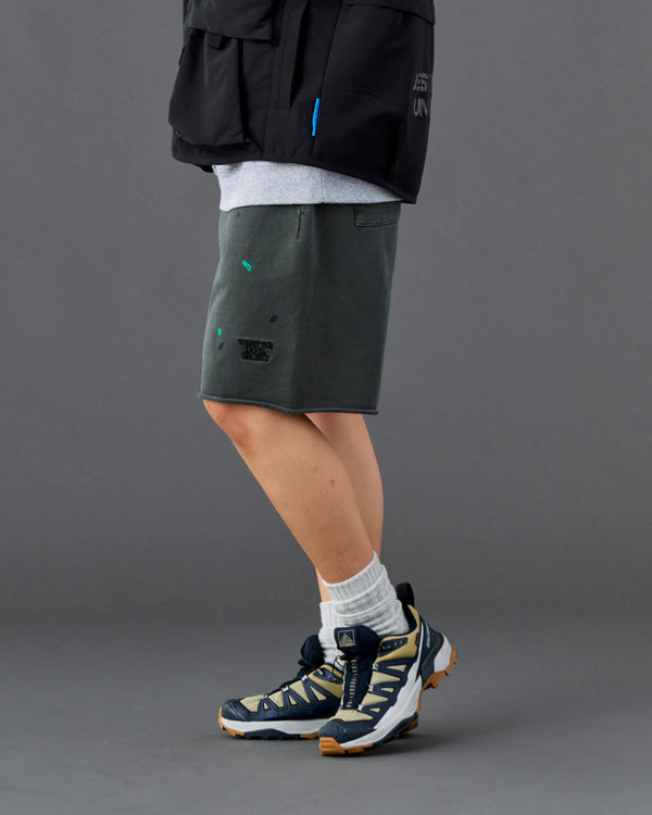 【 Liberaiders 】PIGMENT DYED SWEAT SHORTS / Black