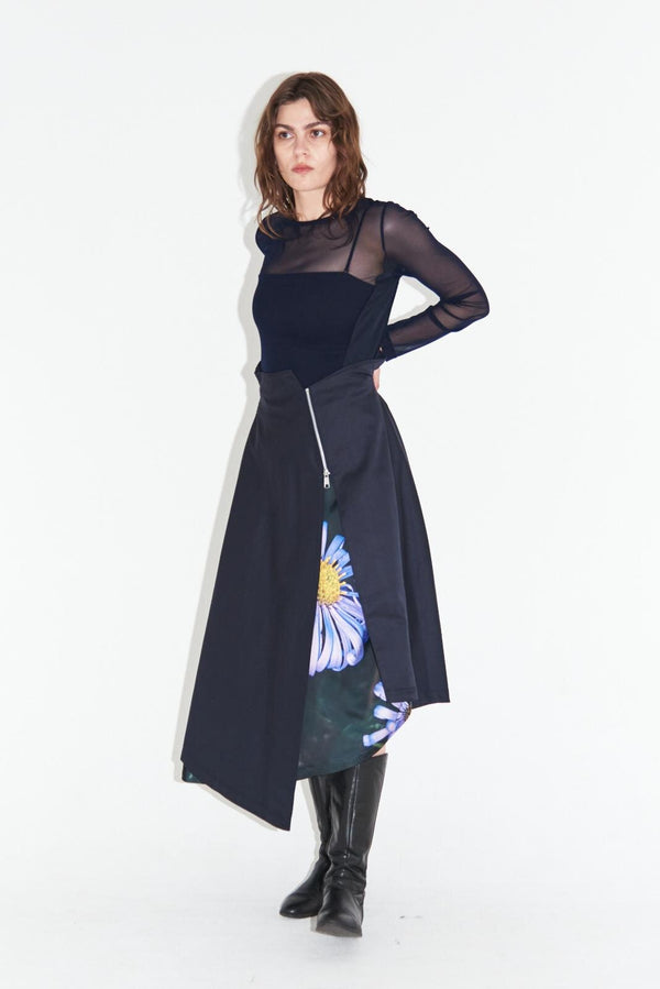 【 BIFURCATUM 】WRAP SKIRT - PRINTED - / Navy