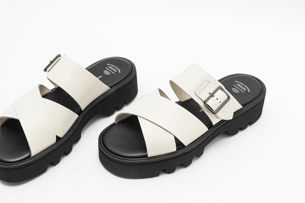 【BEAUTIFUL SHOES / ビューティフルシューズ】CROSS BELT SANDALS - TWEETY SOLE - / Ivory
