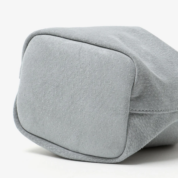 【hobo】DRAWSTRING POUCH -PIG SUEDE- / Light Grey