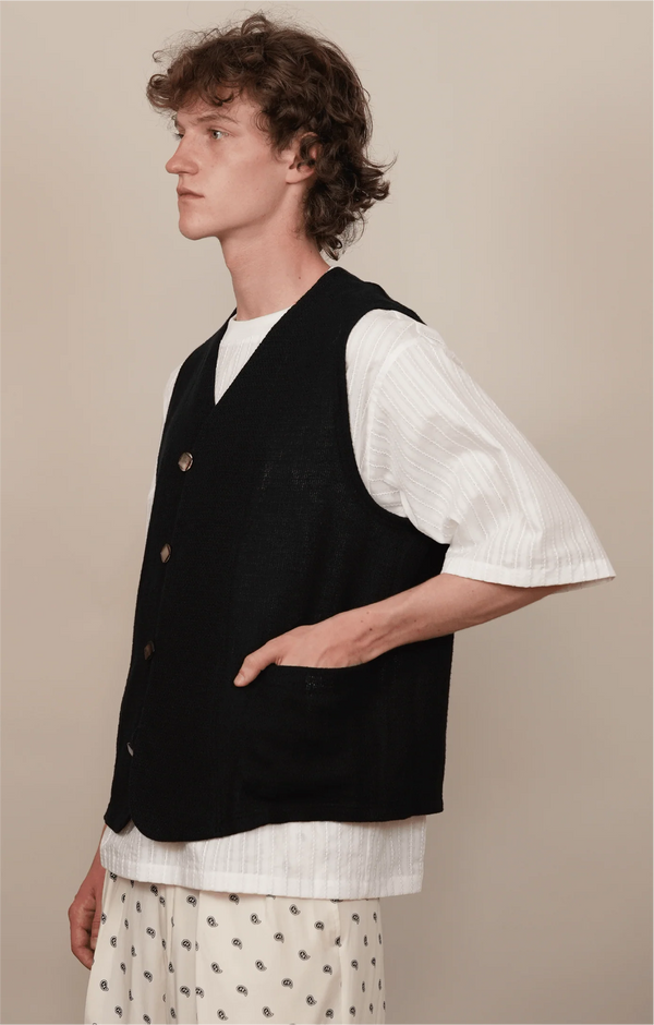 【 m's braque 】S4B VEST / Black