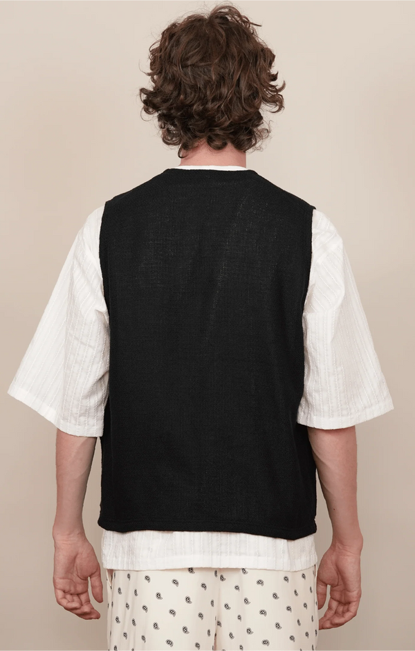 【 m's braque 】S4B VEST / Black