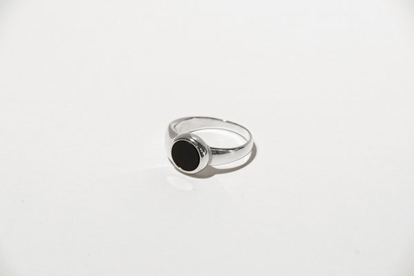 【END CUSTOM JEWELLERS】GENTA RING FOR PINKY - OVAL ONYX - / Silver