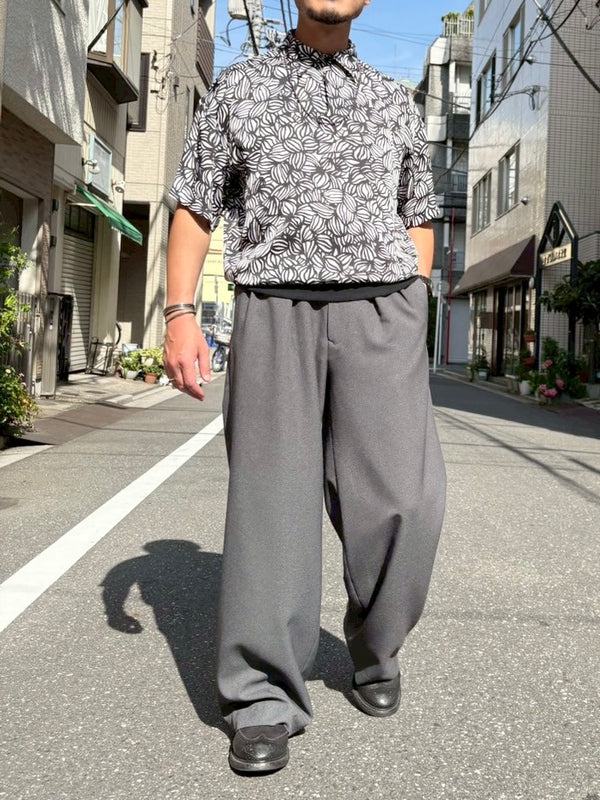 【m's braque】TUCKED BAGGY PANTS / Grey