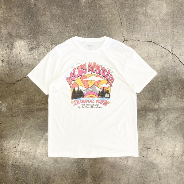 【 GRAPHIC WEAR & GOODS 】NATIONAL PARKS / Rocky Mt.