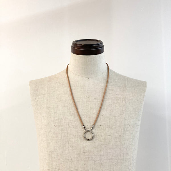 【END CUSTOM JEWELLERS】EYEGLASSES HOLDER NECKLACE - STUDS / Silver × Beige