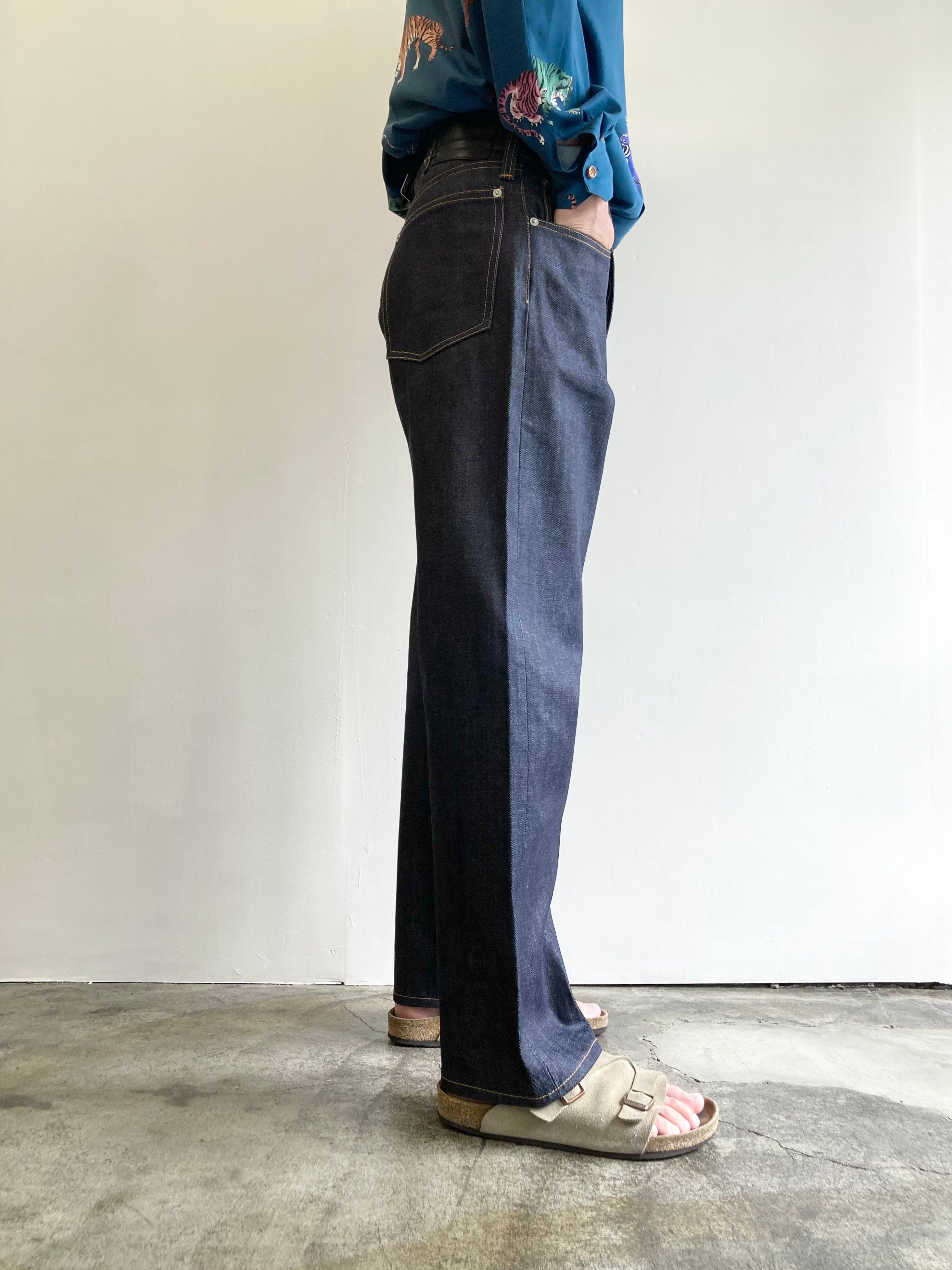 ES : S】CINCH BACK BAGGY JEANS 2nd / Indigo Rigid – TOKIS ES : S】CINCH BACK BAGGY JEANS 2nd / Indigo Rigid – TOKIS
