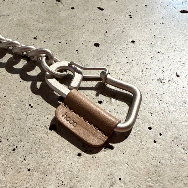 【hobo】CARABINER CHAIN KEY RING - with HORSE LETHER - / Taupe