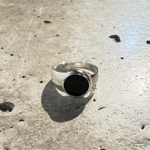【END CUSTOM JEWELLERS】GENTA RING FOR PINKY - OVAL ONYX - / Silver