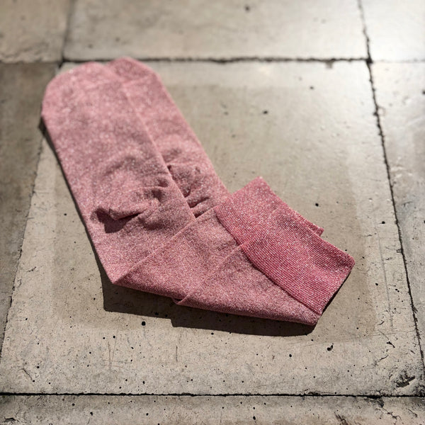 【 RhodolirioN 】SWALLOW STITCH GLITTER SOCKS / Pink