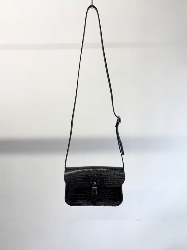 【 CAMBRIDGE SATCHEL 】THE MINI - ONE BUCKLE - / Black (Croc-Embossed)
