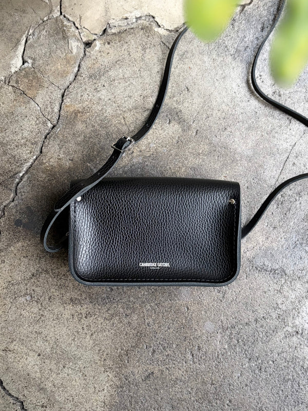 【 CAMBRIDGE SATCHEL 】THE MINI - ONE BUCKLE - / Black (Grain)