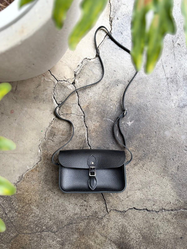 【 CAMBRIDGE SATCHEL 】THE MINI - ONE BUCKLE - / Black (Grain)