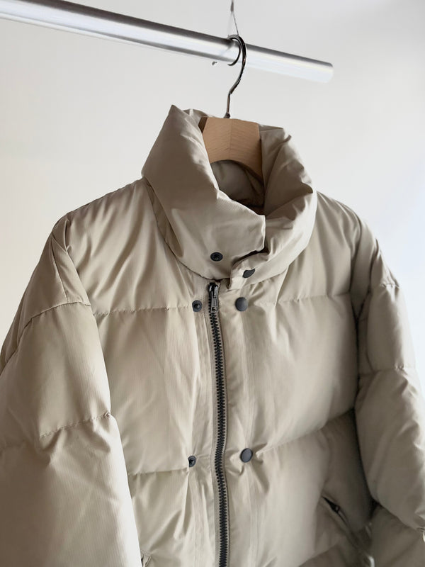 【 UNUSED 】ZIP DOWN JACKET / Ecru