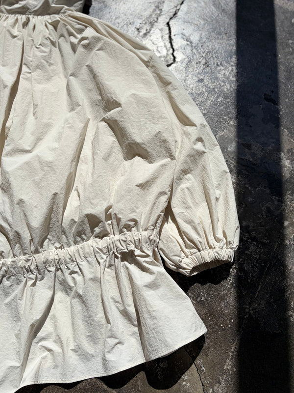 【 RhodolirioN 】HOODED ZIP COAT / Natural