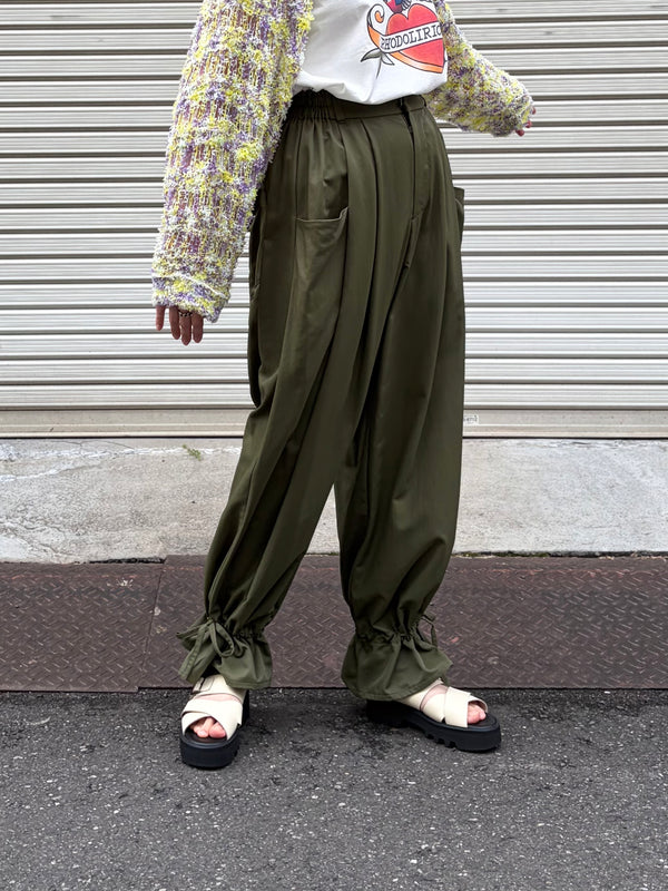 【RURI W. / ルリ】TUCKED POCKET SATIN TROUSERS / Khaki