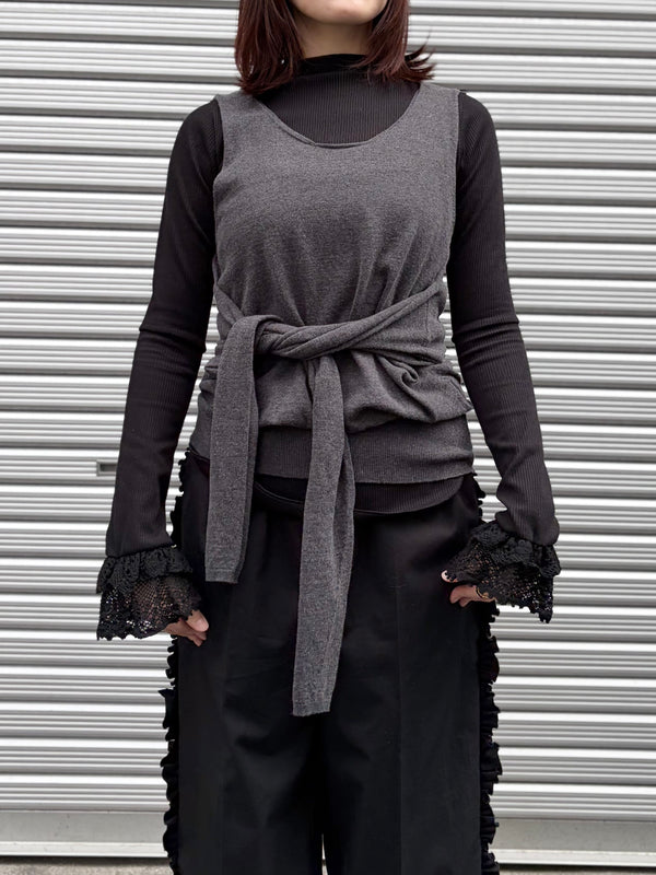 【 RhodolirioN 】RIBBED LACE CUFF PULLOVER TEE / Black