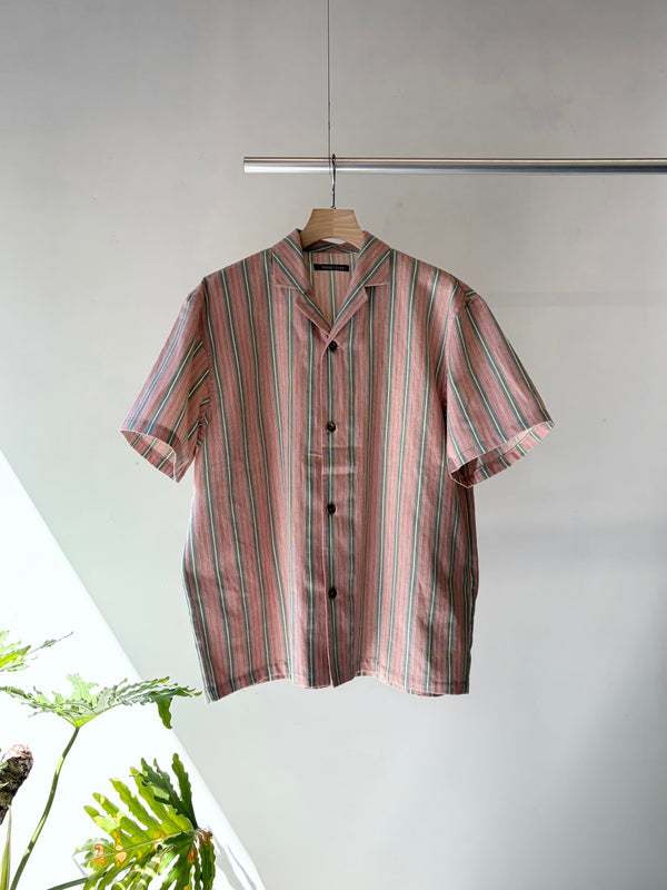 【frank leder / フランクリーダー】OPEN COLLAR SHIRT - VINTAGE FOLK STRIPED COTTON LINEN - / Pink Stripe