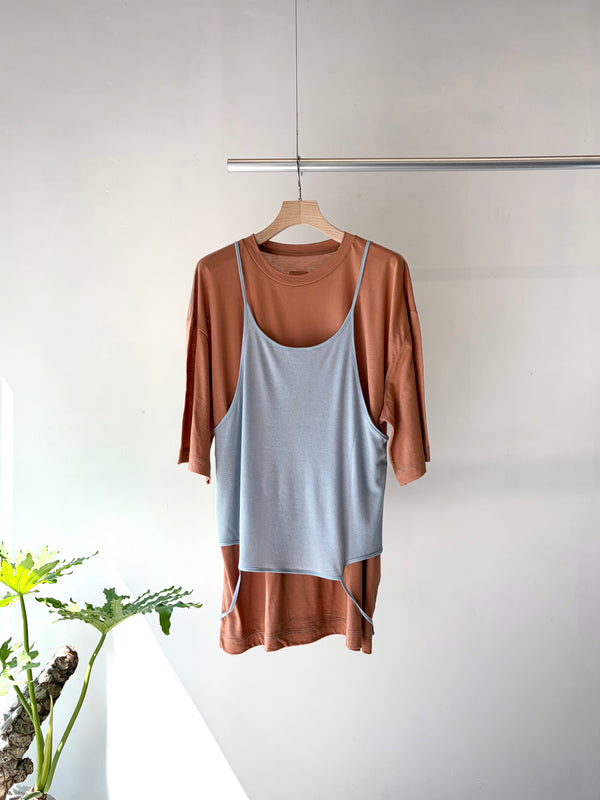 【 RhodolirioN 】CAMISOLE TOP & LOOSE FITTING TEE - UNIT TOPS - / Beige