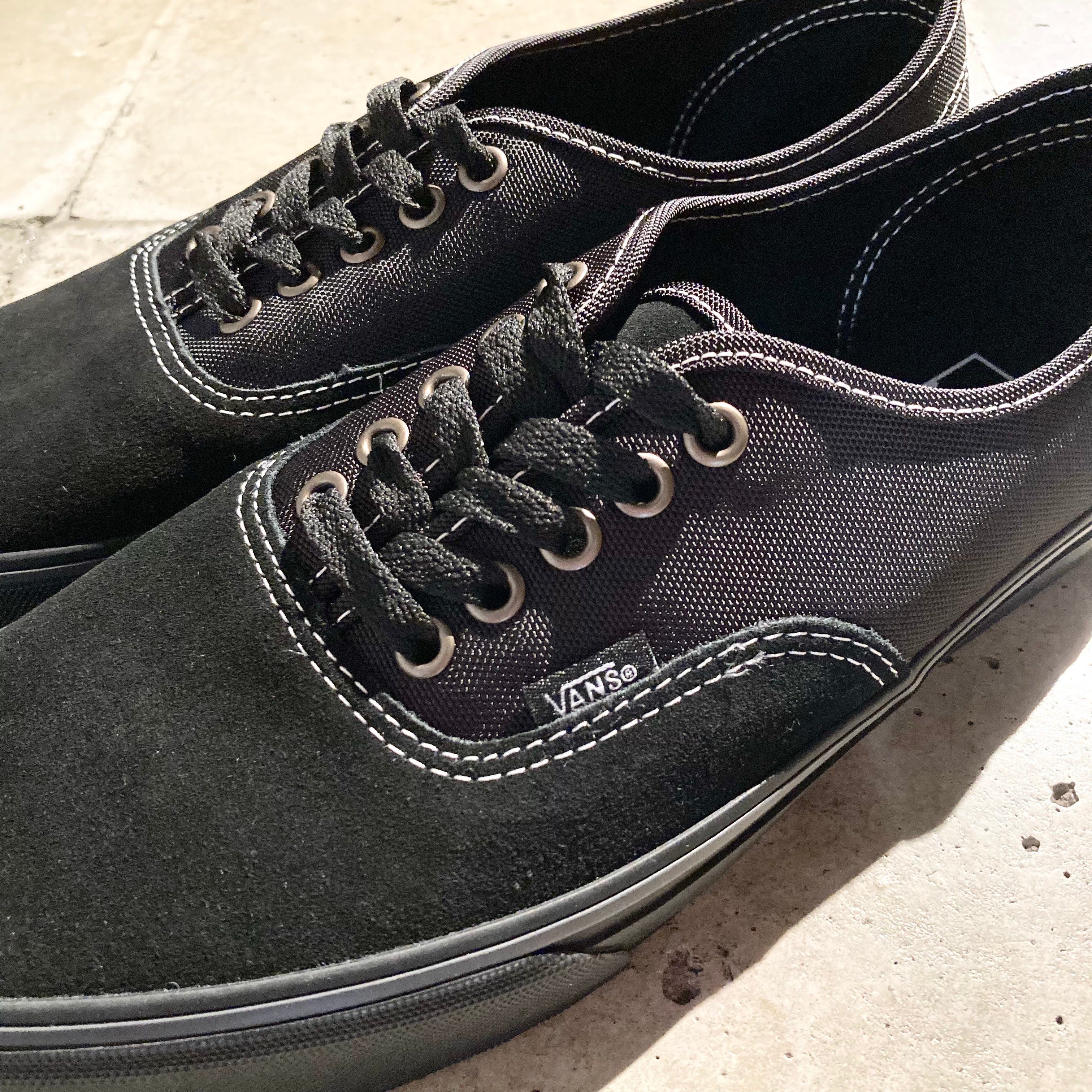 VANS】Authentic - Cordura Suede - / Black – TOKIS VANS】Authentic - Cordura Suede - / Black – TOKIS