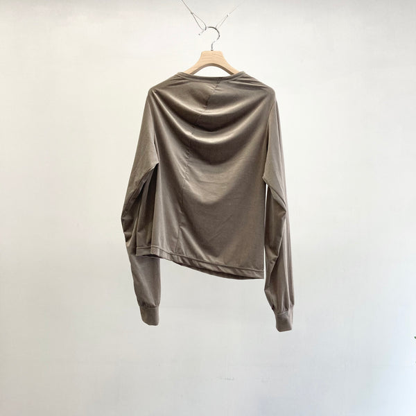 【 HOMMENA 】DRAPE LONG SLEEVE TEE / Brown