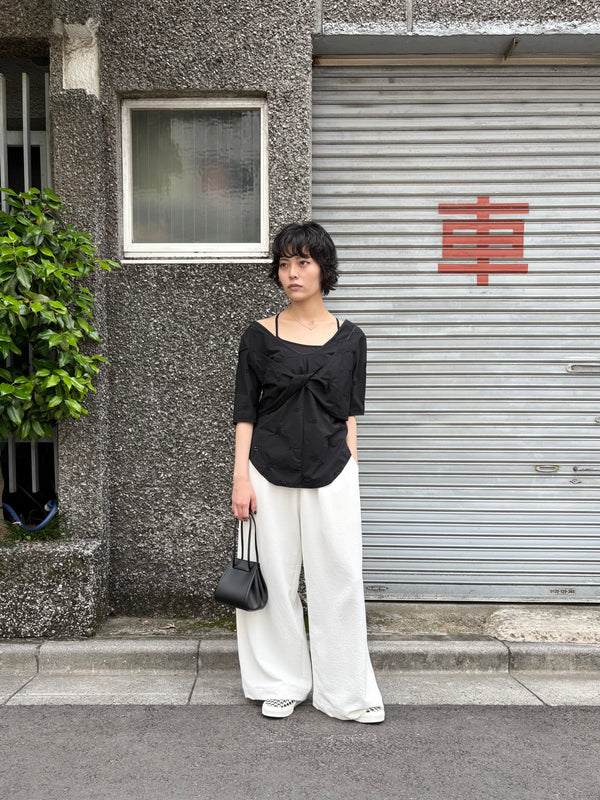 【 RIVER 】EMBROIDERED LAYERED TOP / Black