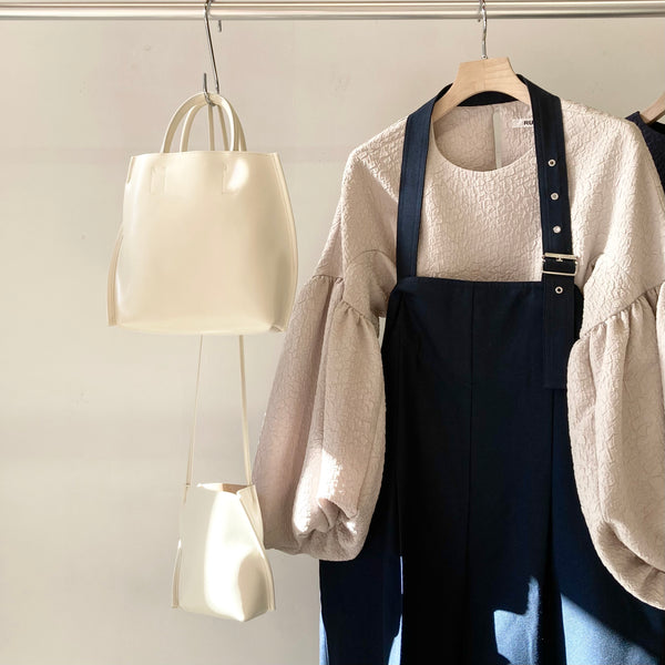 【COURTNEY ORLA / コートニーオーラ】SLOPE TOTE mini / Ivory × Ivory