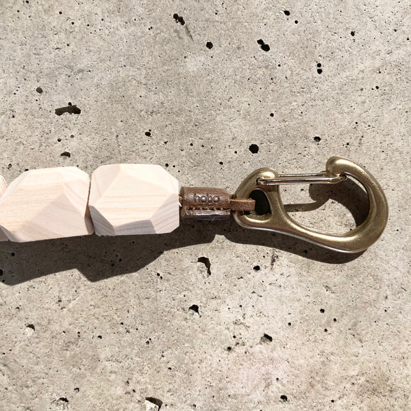 【hobo】GEOMETRIC WOOD BEADS KEY RING - with BRASS - / Brown