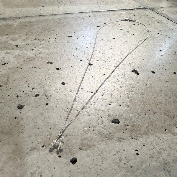 【END CUSTOM JEWELLERS】BONE SHAPED " LA " NACKLACE / Silver