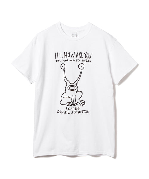 【 GRAPHIC WEAR & GOODS 】DANIEL JOHNSTON S/S PRINT TEE " HI HOW ARE YOU " / White