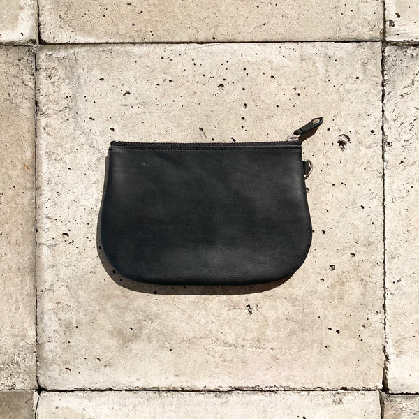 【hobo】UTILITY CASE M  -COW LEATHER- / Black