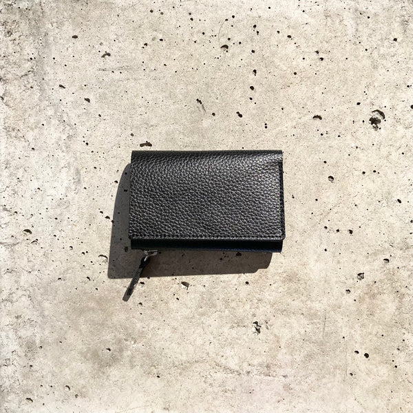 【hobo】COMPACT WALLET -SHRINK COW LEATHER- / Black