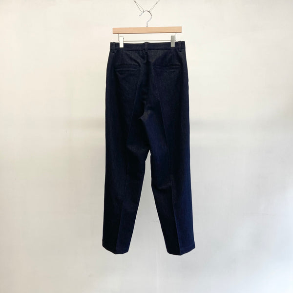 【 BLUE BLUE JAPAN 】ゴールドヤーンインディゴ センタープレスパンツ / Indigo