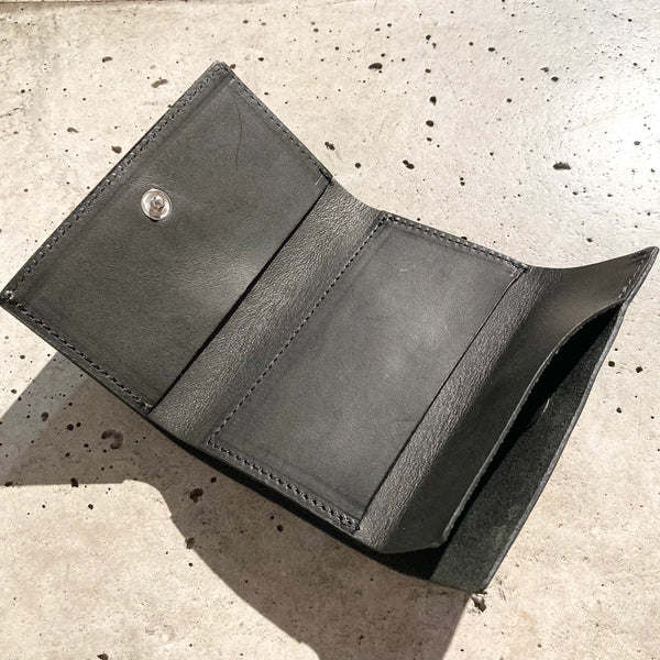 【hobo】COMPACT WALLET - HORSE LEATHER - / Black