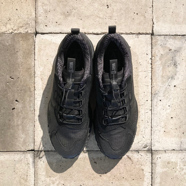 【VANS】MTE Crosspath XC Gore-Tex / Blackout