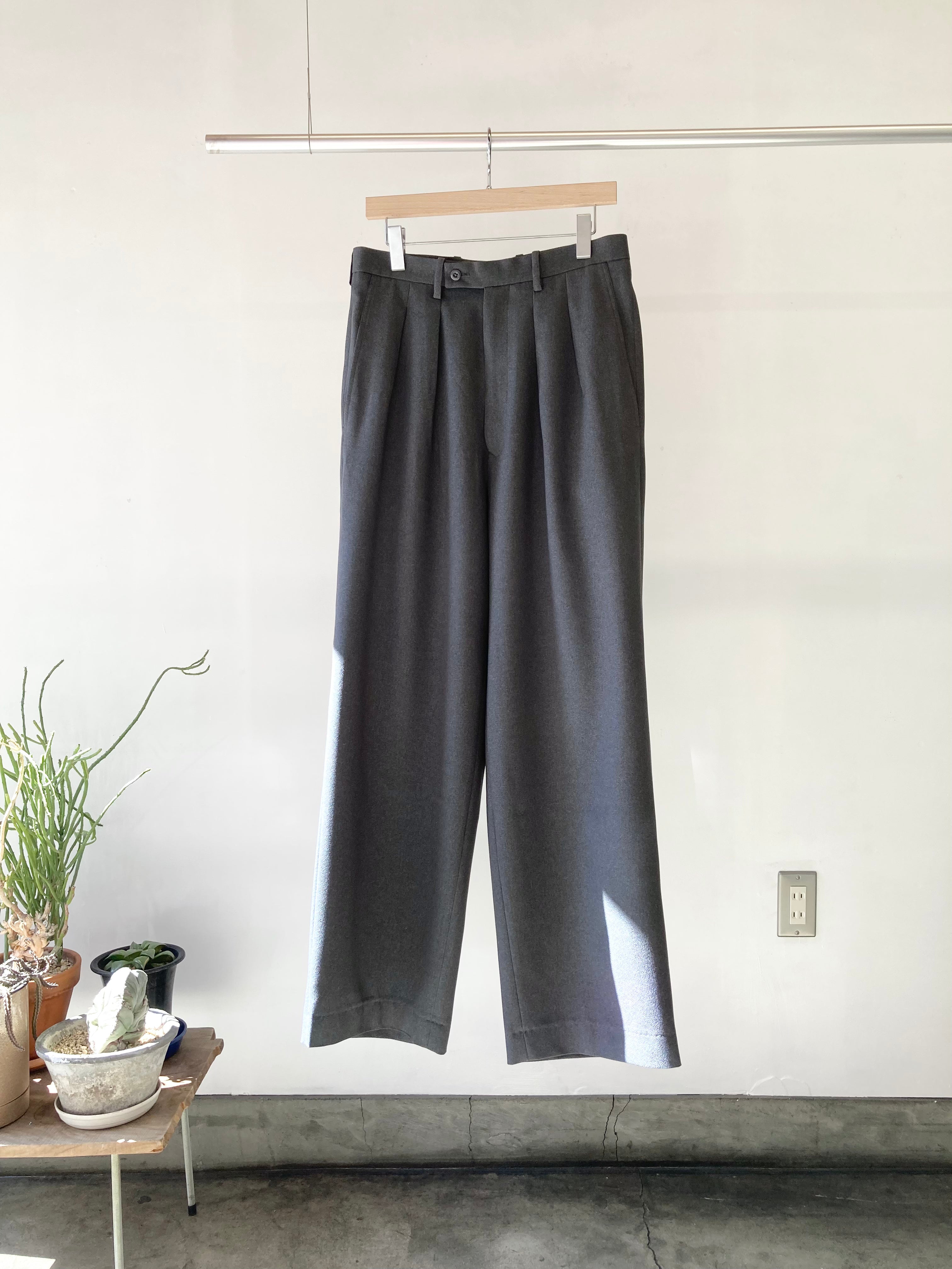 m's braque】TUCKED BAGGY PANTS / Grey – TOKIS m's braque】TUCKED BAGGY PANTS / Grey – TOKIS