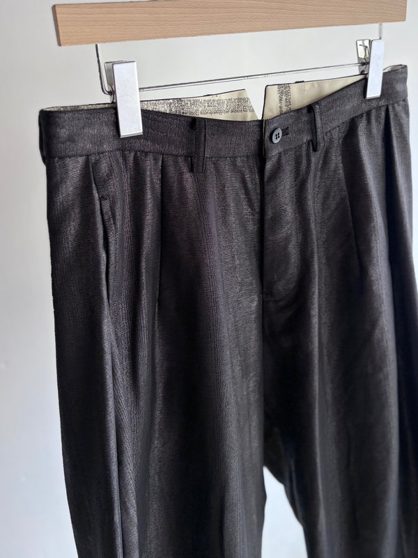 【m's braque】BACK SIDE TUCK BALLOON PANTS / Black Moire