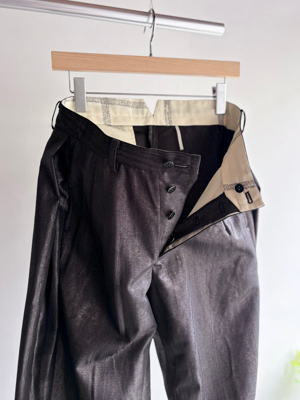 【m's braque】BACK SIDE TUCK BALLOON PANTS / Black Moire