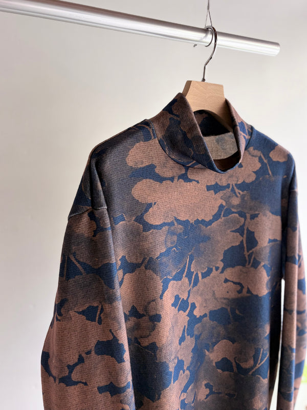 【m's braque】HIGH NECK LONG SLEEVE PULLOVER / Sumi Floral Camo