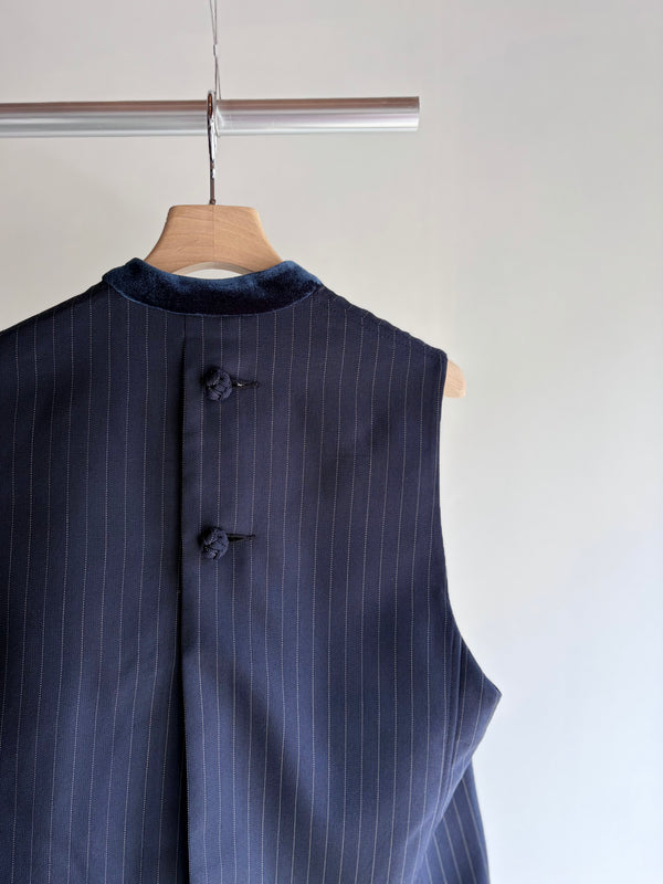 【 RhodolirioN 】CHANGE POCKET VEST - GABARDINE - / Navy Stripe