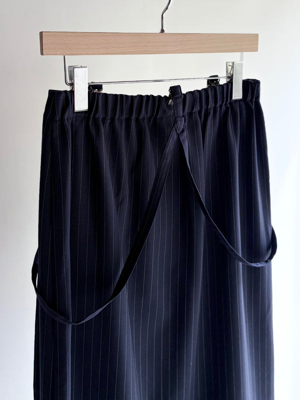 【 RhodolirioN 】SUSPENDER KILT - GABARDINE - / Navy Stripe
