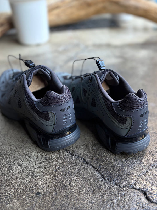 【 SALOMON 】XT-WHISPER VOID / Asphalt × Castlerock × Black